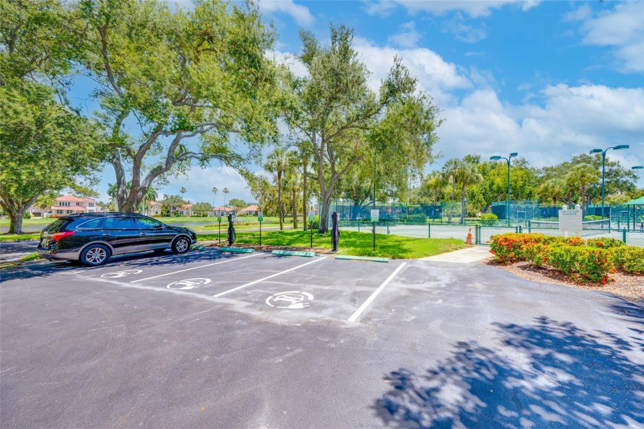 4750 Dolphin Cay Lane S, Unit 509, Saint Petersburg, FL 33711 Photo