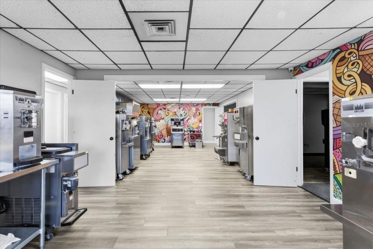 2300 NW 71st Place, Gainesville, FL 32653 Photo