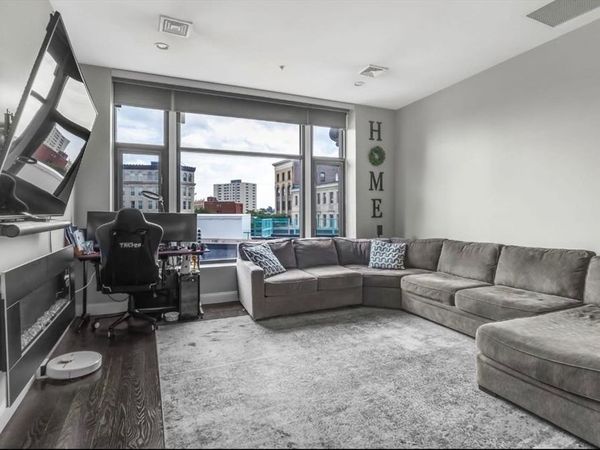 7 Central Sq, Unit 307, Lynn, MA 01902