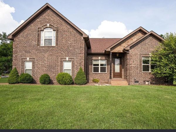 1080 Secretariat Dr, Mount Juliet, TN 37122