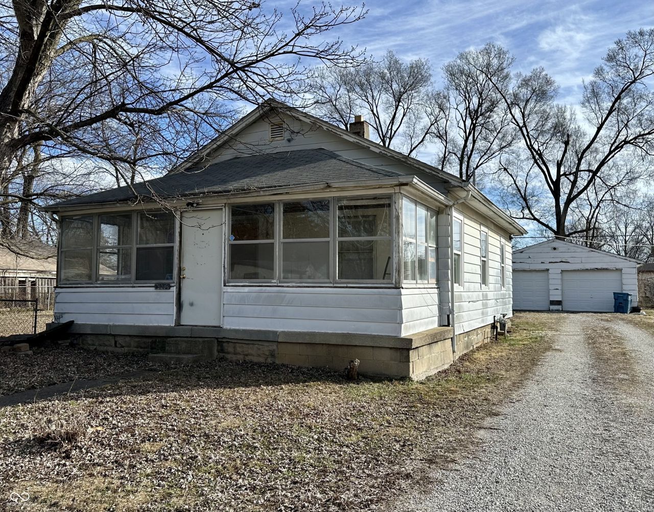 2913 S Rybolt Avenue, Indianapolis, IN 46241 Main Photo