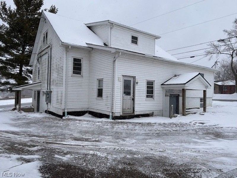 16310 Madison Road, Middlefield, OH 44062 Photo 3