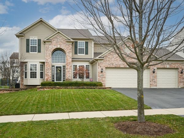 314 Parker Place, Oswego, IL 60543