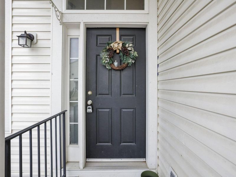 8277 Deering Oaks Drive , Unit 8277, Blacklick, OH 43004 Photo 2