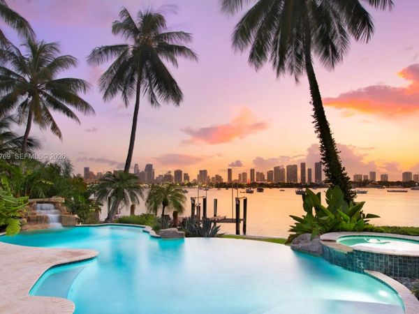 432 S Hibiscus Dr, Miami Beach, FL 33139