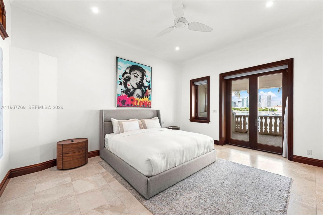 432 S Hibiscus Dr , Miami Beach, FL 33139 Photo