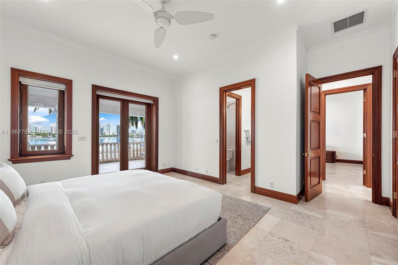 432 S Hibiscus Dr , Miami Beach, FL 33139 Photo