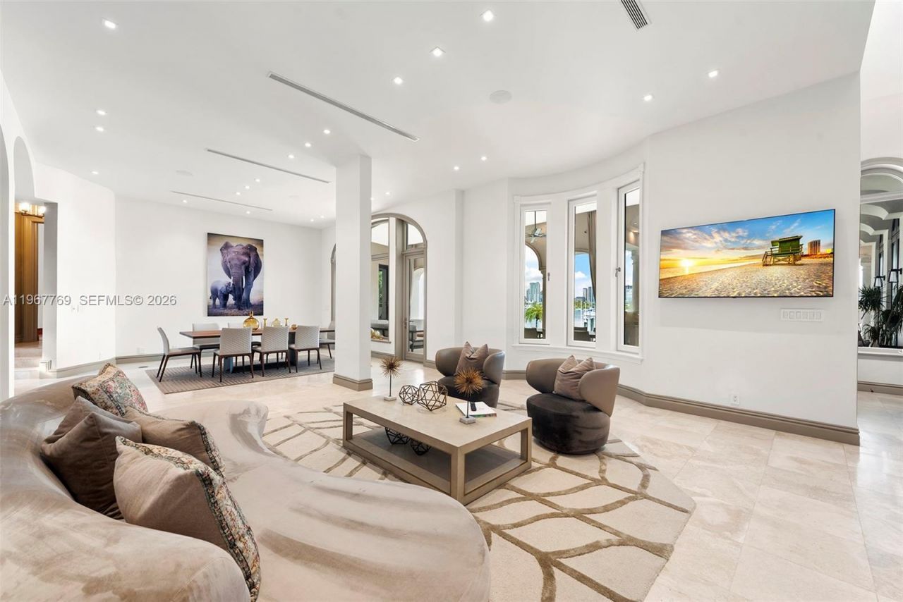 432 S Hibiscus Dr , Miami Beach, FL 33139 Photo