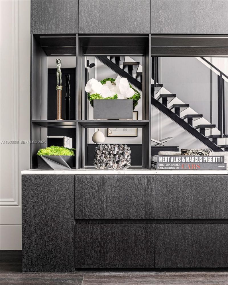 1040 Biscayne Blvd , Unit 2202, Miami, FL 33132 Photo