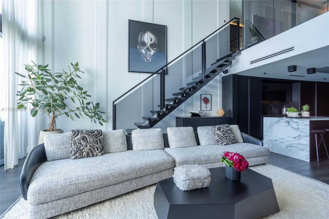 1040 Biscayne Blvd , Unit 2202, Miami, FL 33132 Photo