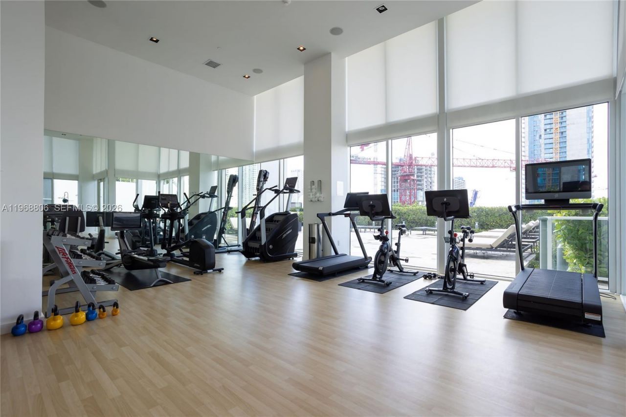 1040 Biscayne Blvd , Unit 2202, Miami, FL 33132 Photo