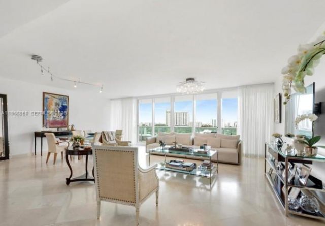 1643 Brickell Ave, Unit 1006, Miami, FL 33129 Photo