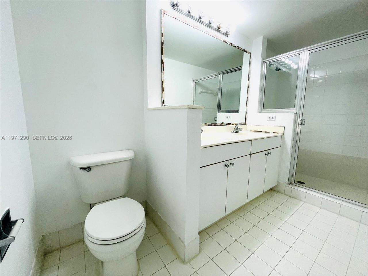 17150 N Bay Rd, Unit 2911, Sunny Isles Beach, FL 33160 Photo