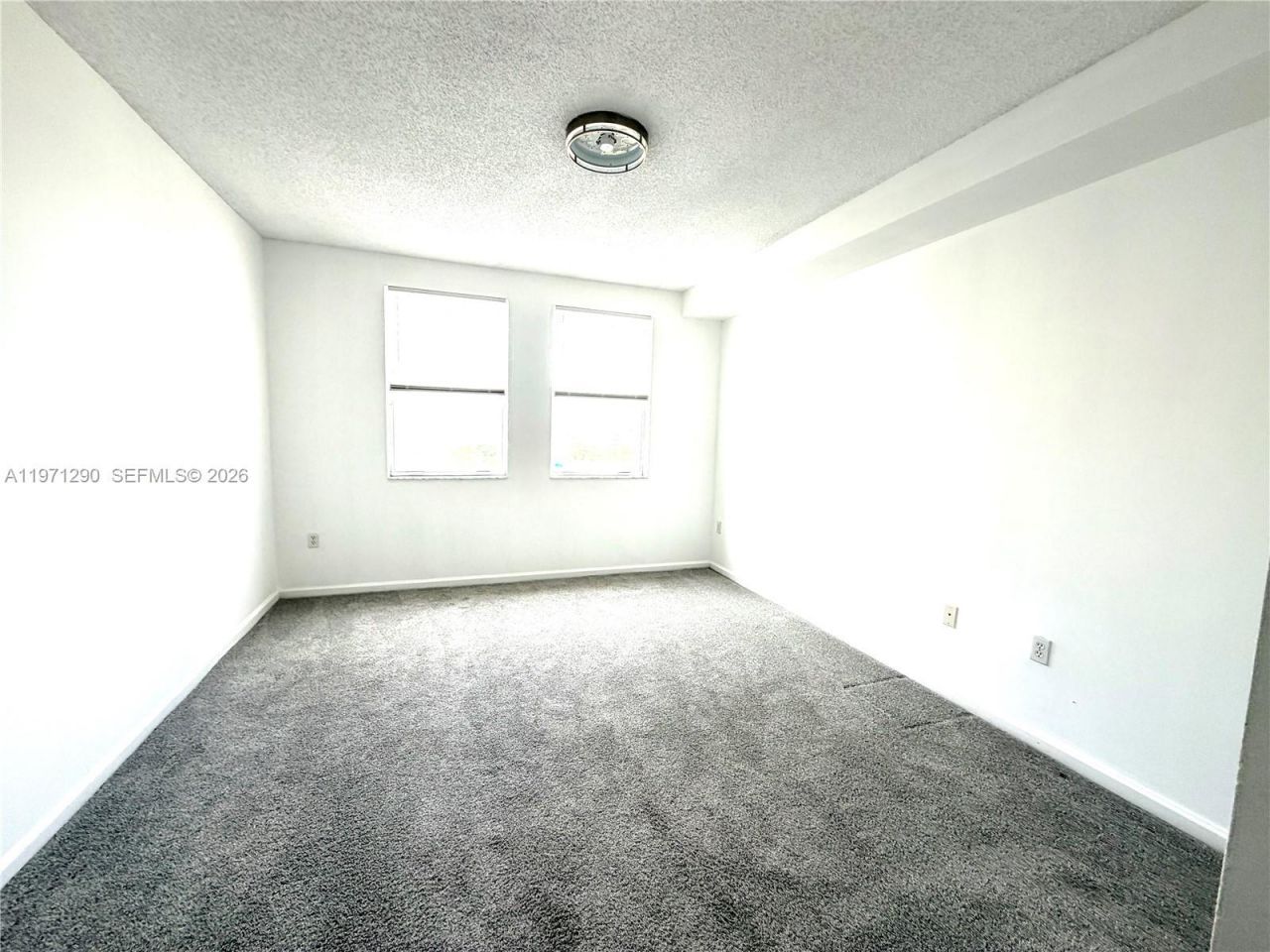 17150 N Bay Rd, Unit 2911, Sunny Isles Beach, FL 33160 Photo