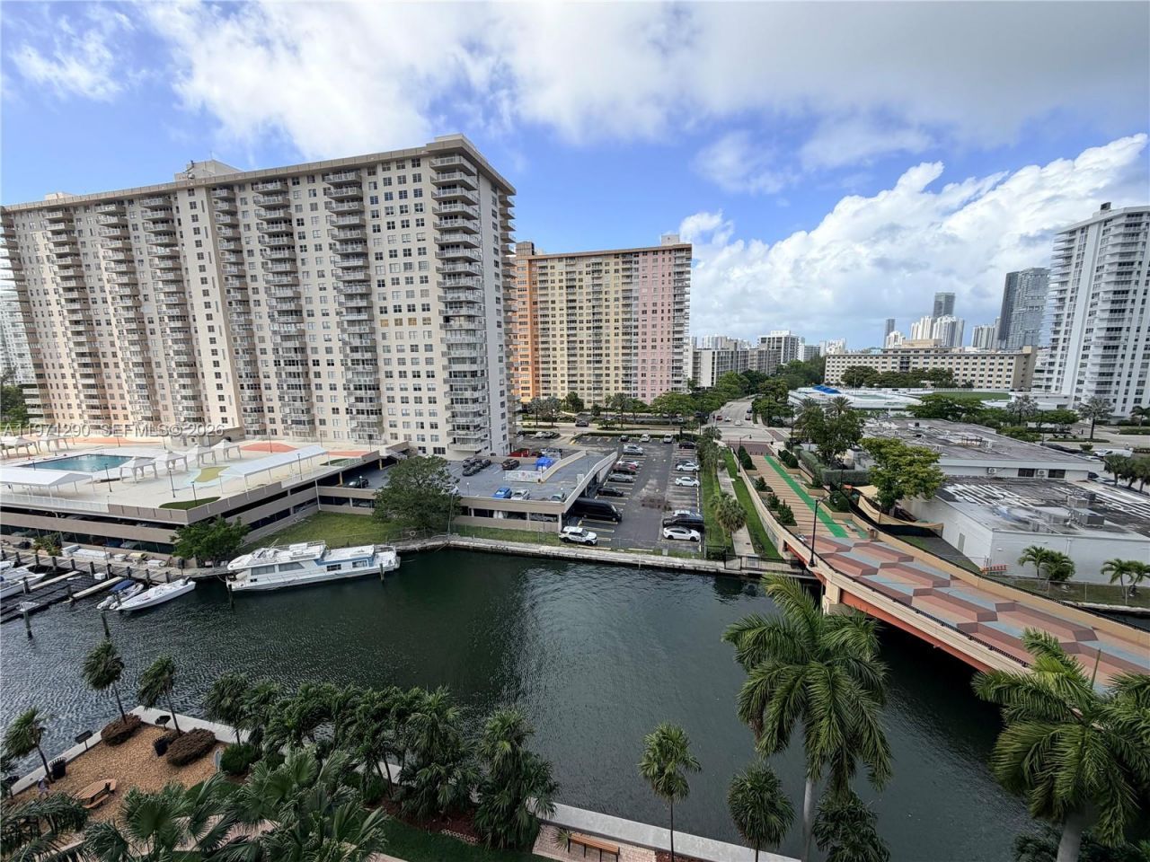 17150 N Bay Rd, Unit 2911, Sunny Isles Beach, FL 33160 Photo