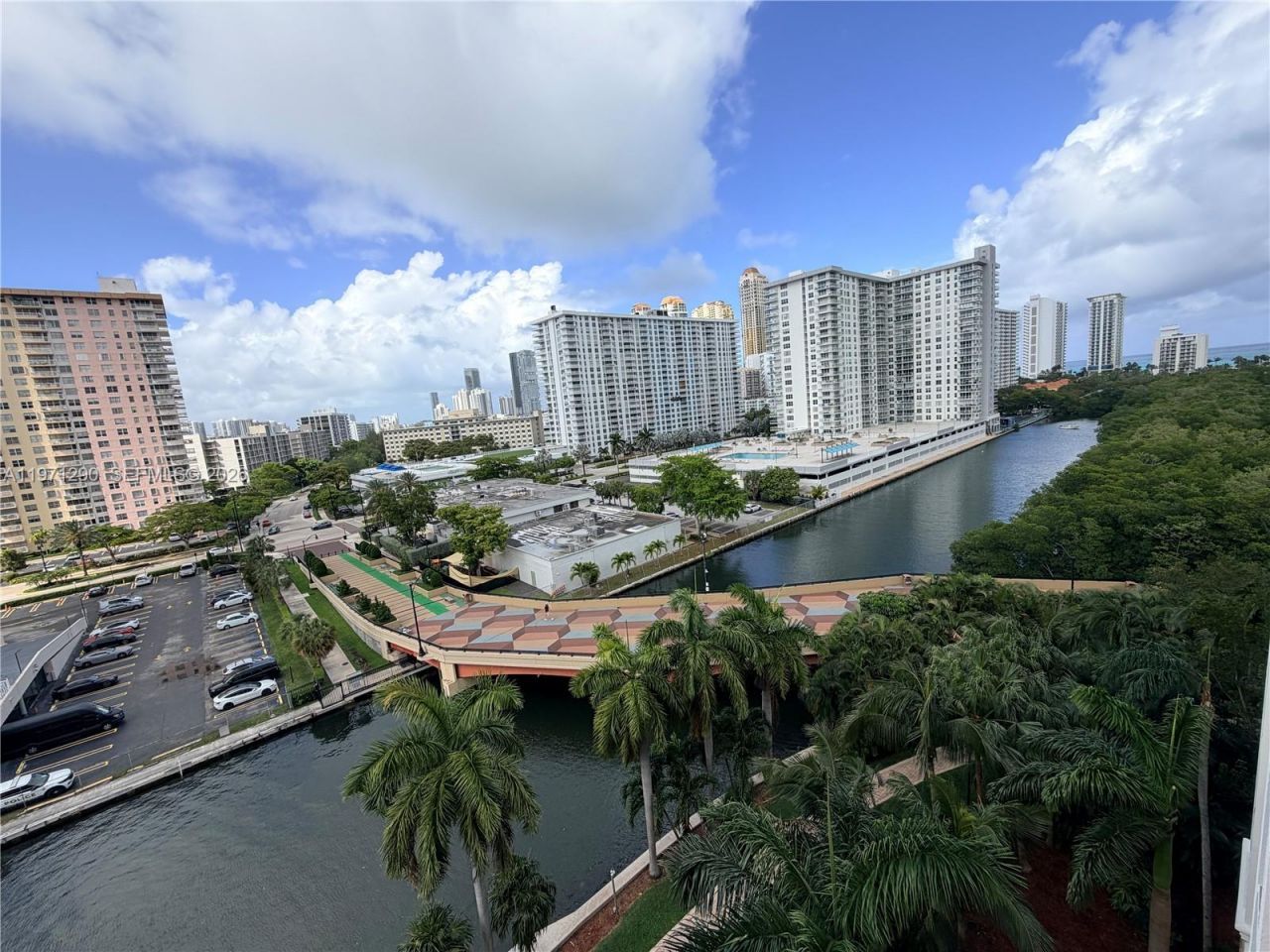 17150 N Bay Rd, Unit 2911, Sunny Isles Beach, FL 33160 Photo