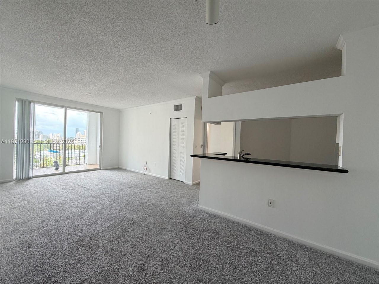 17150 N Bay Rd, Unit 2911, Sunny Isles Beach, FL 33160 Photo