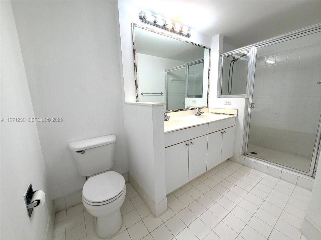 17150 N Bay Rd, Unit 2911, Sunny Isles Beach, FL 33160 Photo