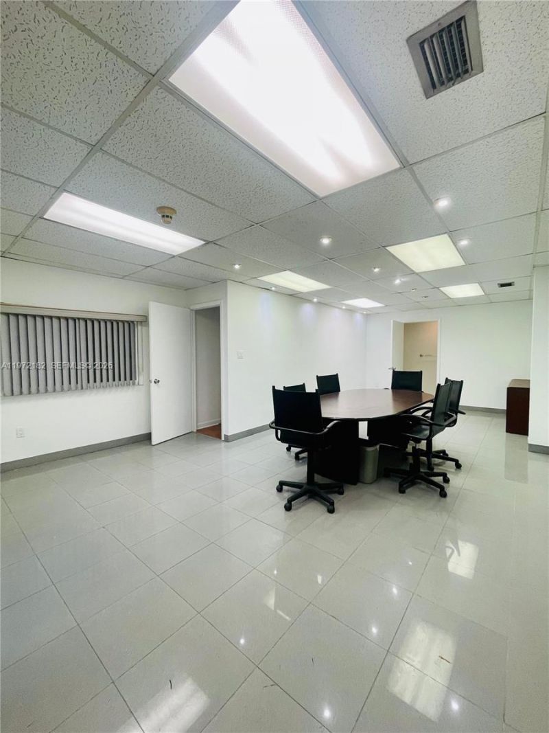 3100 Milam Dairy Rd, Unit 112, Miami, FL 33122 Photo
