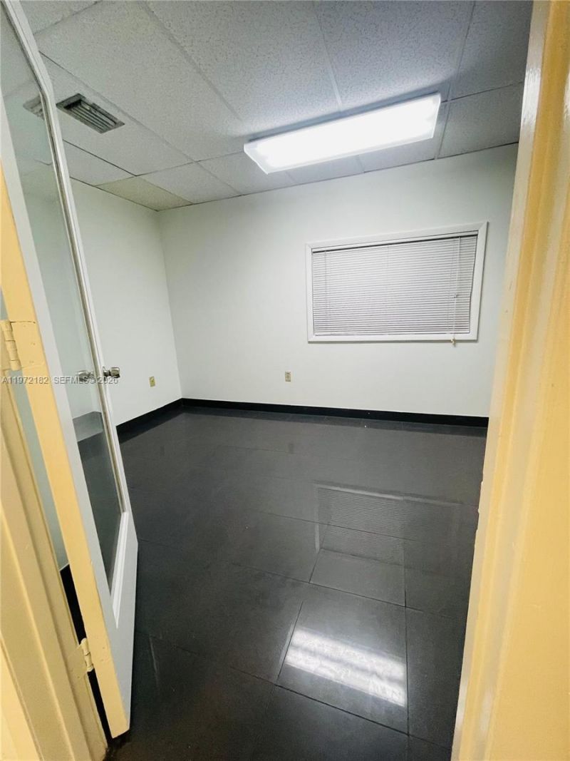 3100 Milam Dairy Rd, Unit 112, Miami, FL 33122 Photo