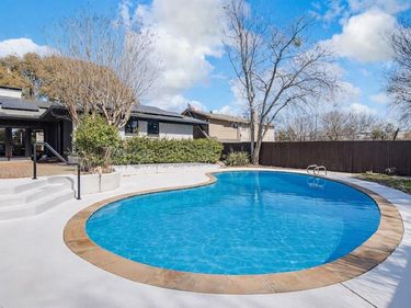7992 Fallmeadow Lane, Dallas, TX 75248