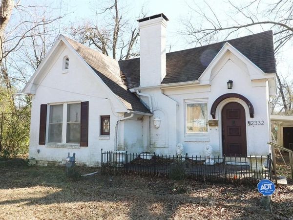 2332 Simpson Street, Paris, TX 75460