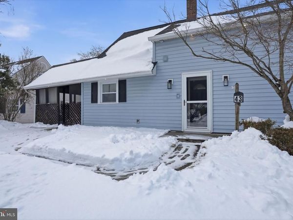43 RUSSETT LANE, LEVITTOWN, PA 19055