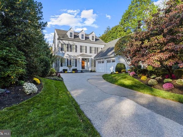 1436 COUNTY LINE ROAD, BRYN MAWR, PA 19010