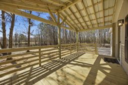 662 Country Pond Lane photo 4