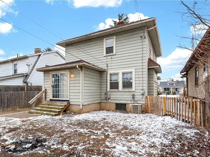 53 E Siebenthaler Avenue, Dayton, OH 45405 Photo 1