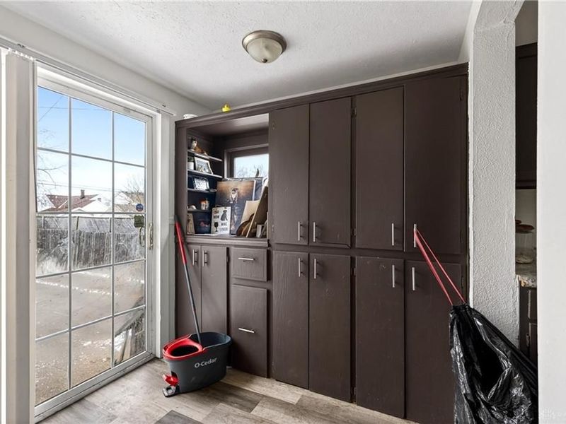 53 E Siebenthaler Avenue, Dayton, OH 45405 Photo 11