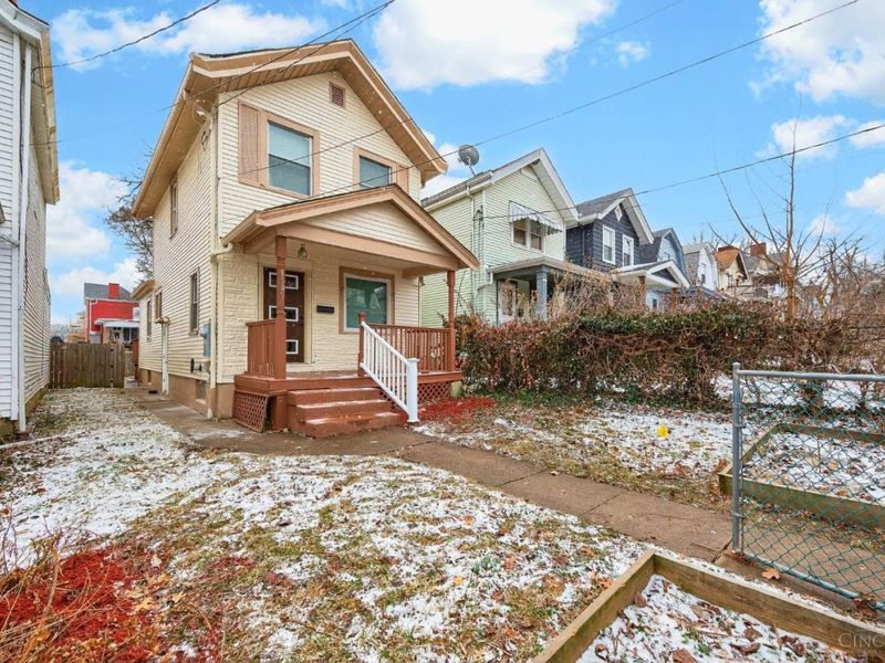 1989 Kinney Avenue, Cincinnati, OH 45207 Photo 3