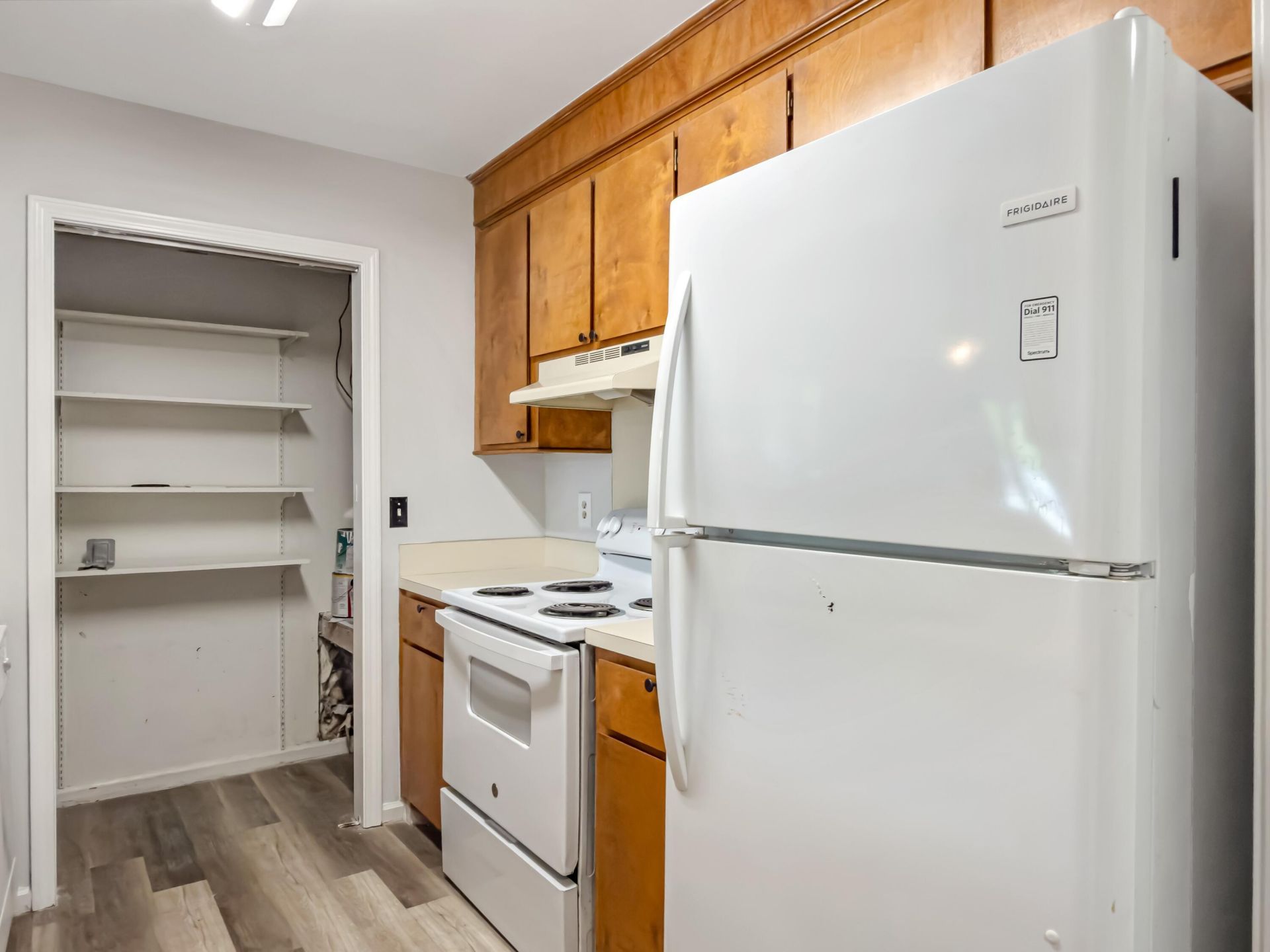 398 Country Club Boulevard Photo 12