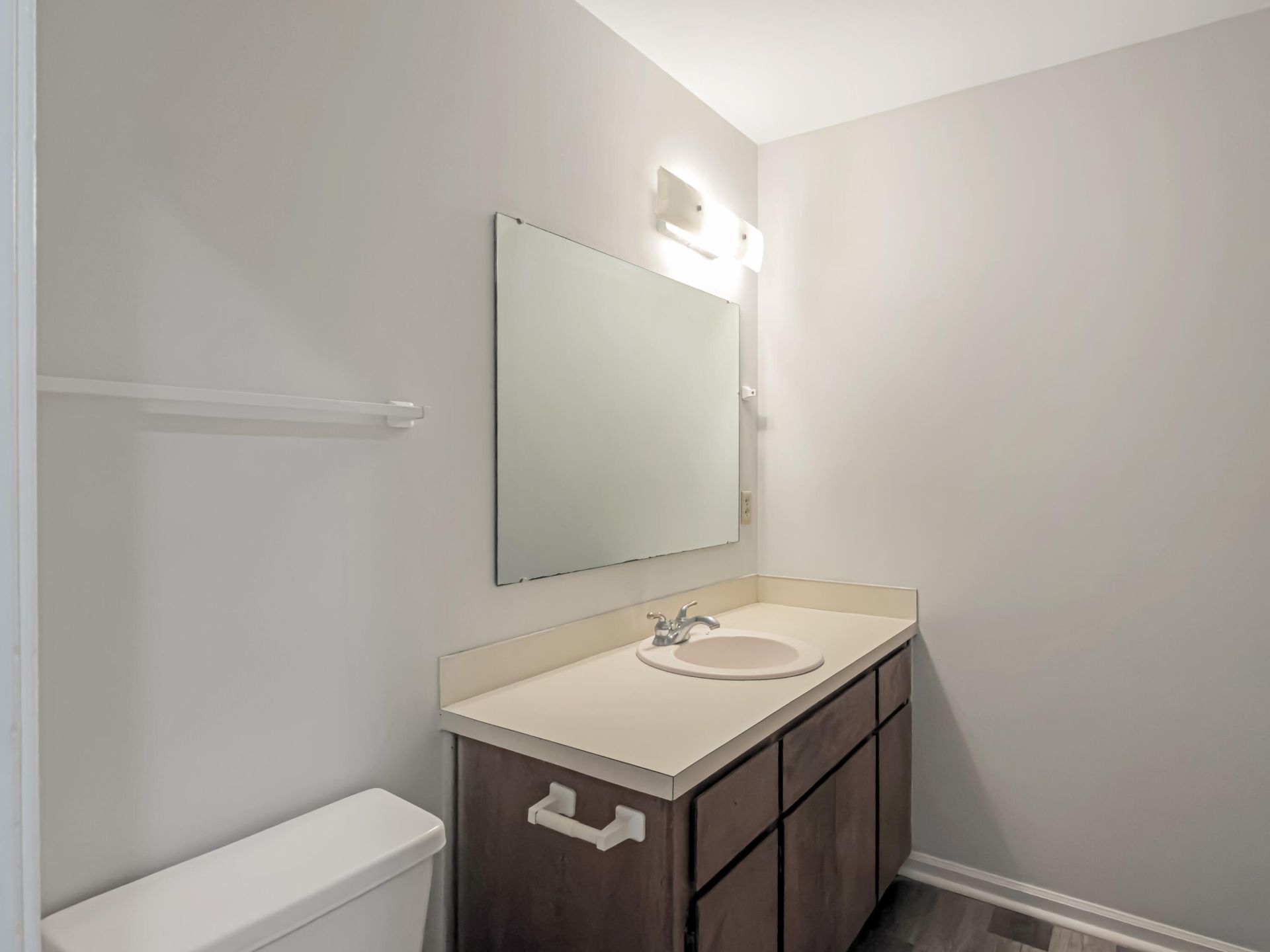 398 Country Club Boulevard Photo 21