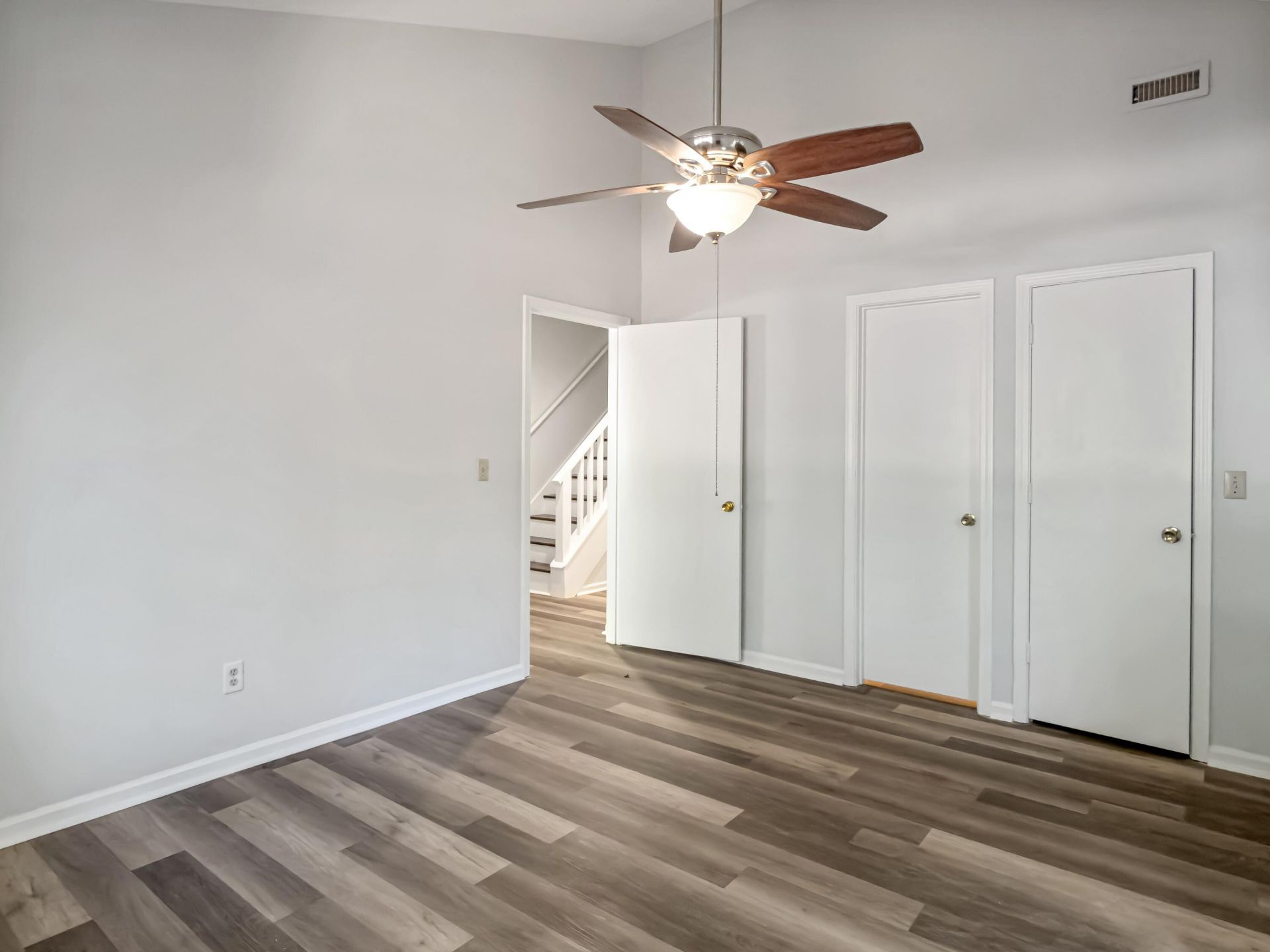 398 Country Club Boulevard Photo 23