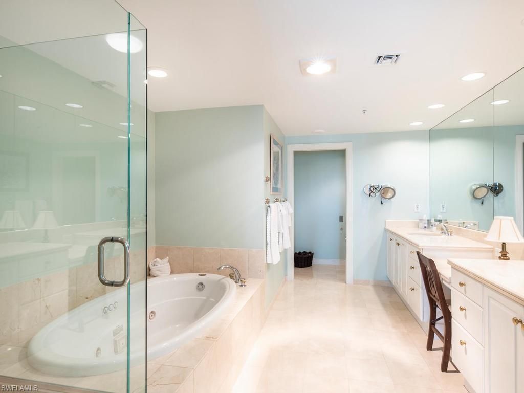 3971 Gulf Shore Blvd. N. , Unit 505, Naples, FL 34103 Photo