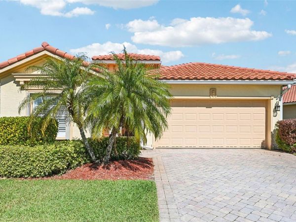 6364 LENNOX LANE , VERO BEACH, FL 32966