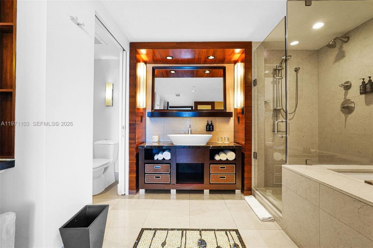 6801 S Collins Ave , Unit 611, Miami Beach, FL 33141 Photo