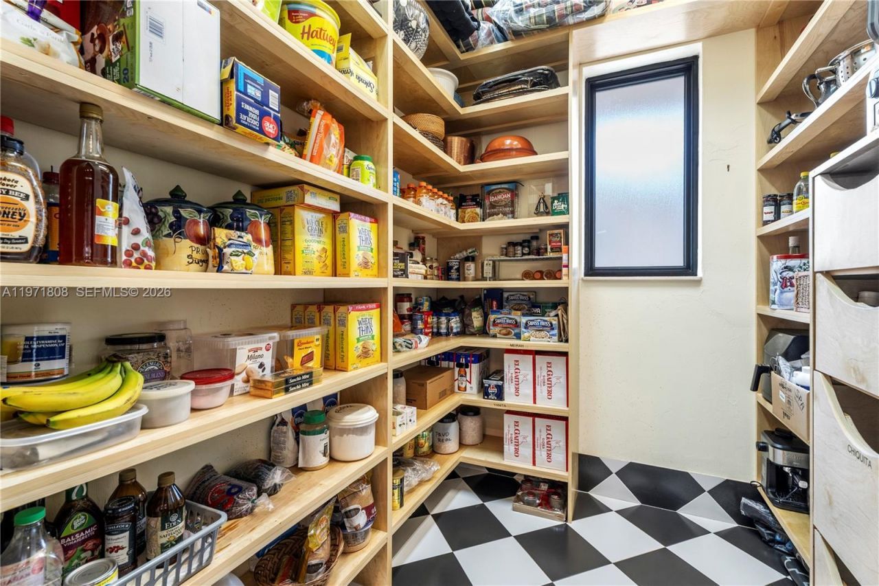 4251 SW 11th St, Miami, FL 33134 Photo