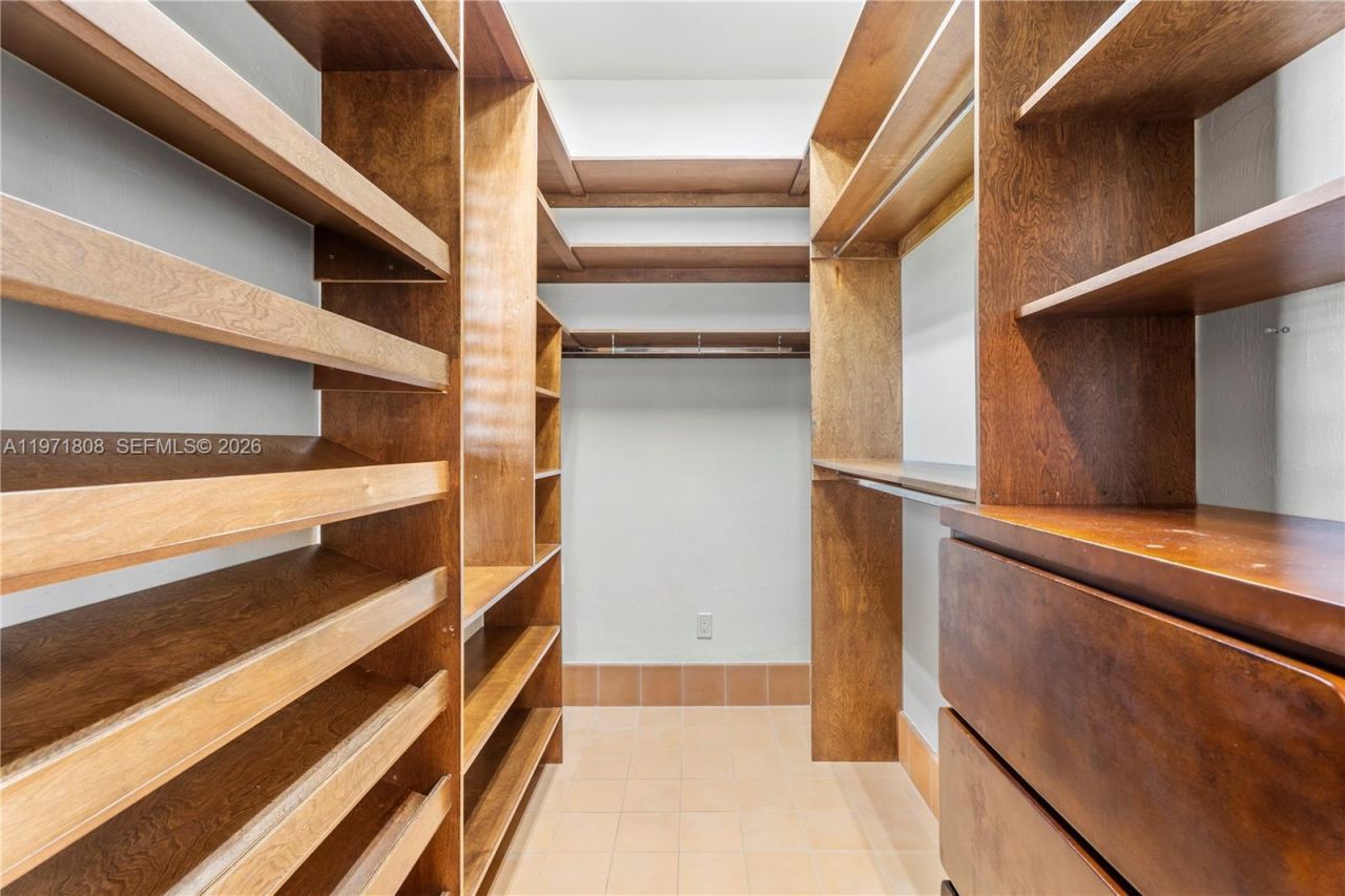 4251 SW 11th St, Miami, FL 33134 Photo