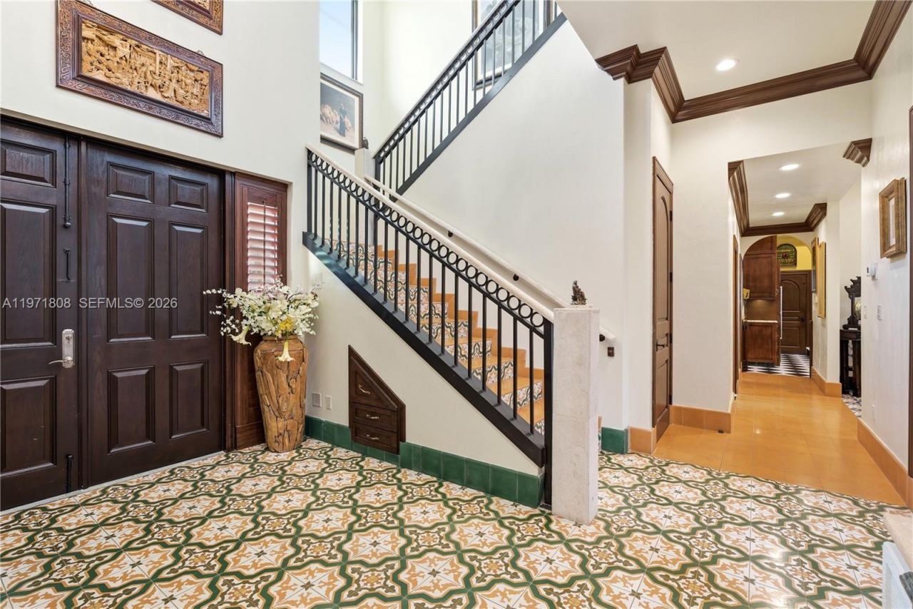 4251 SW 11th St, Miami, FL 33134 Photo