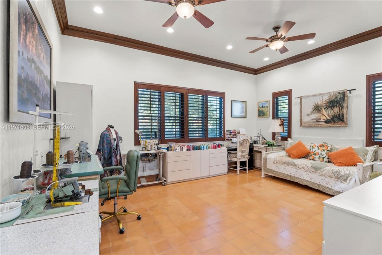 4251 SW 11th St, Miami, FL 33134 Photo