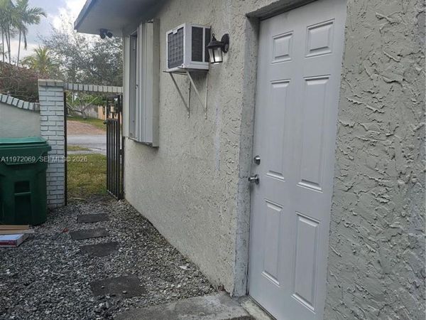 6901 SW 95th Ave , Miami, FL 33173