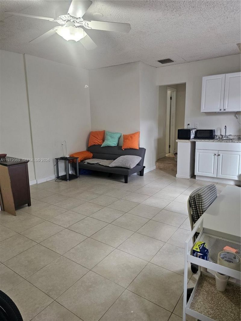 6901 SW 95th Ave , Miami, FL 33173 Photo