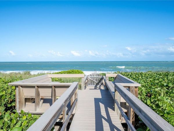 1150 Reef Road, Unit B-18, Vero Beach, FL 32963