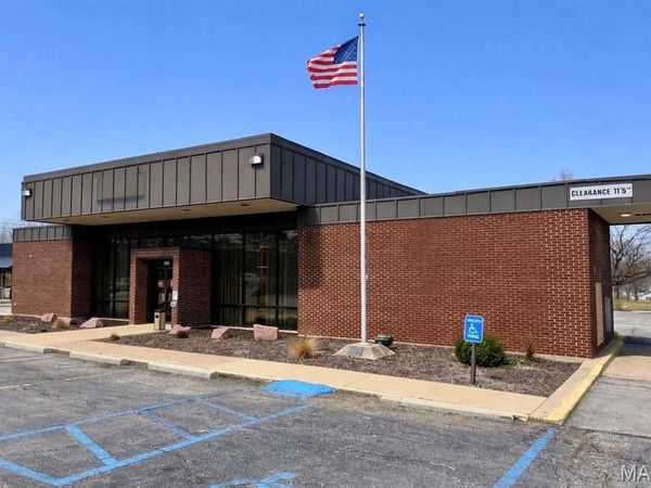 600 East Hwy 32 , Salem, MO 65560