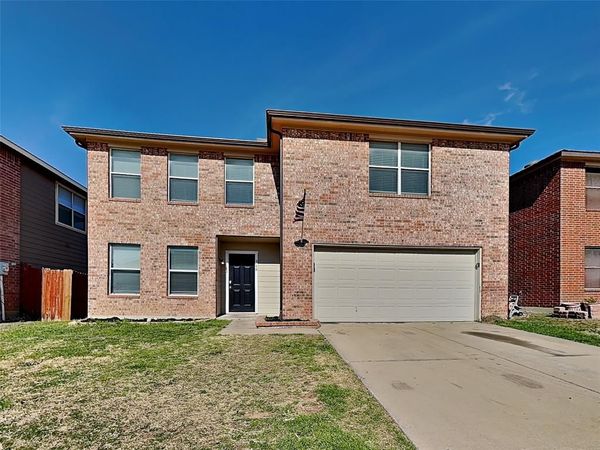 360 Blairwood Drive, Fort Worth, TX 76134