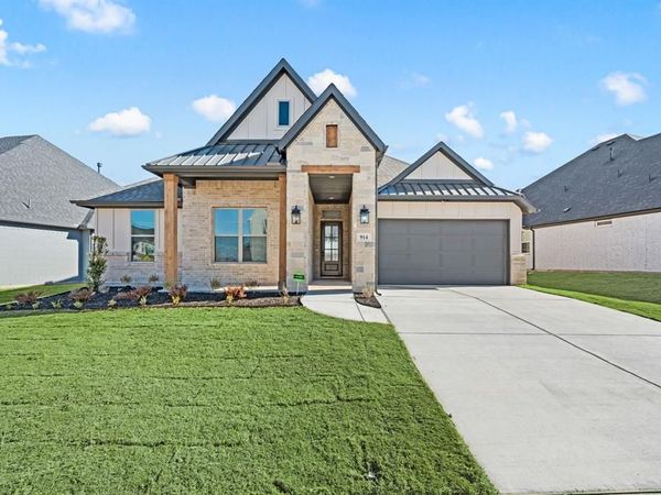 914 Highlands Avenue, Aledo, TX 76008