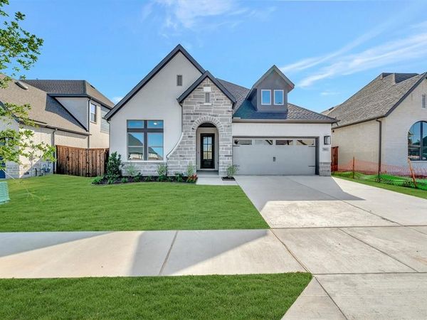 7852 Pondview Lane, Fort Worth, TX 76123