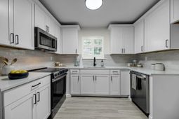 516 Arlington Drive photo 4